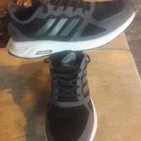 یک جفت ادیداس ویتنام اصل سایز ۴۵ حد آک