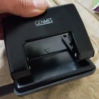 پانچ کاغذ لوازم اداری