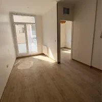 ۴۲متر با پارکینگ سرباز‌کوچه هجرتی