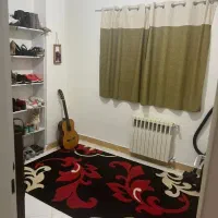 واحد ۶۹ متری/طبقه اول/بلوار سمیه گلسار/مالک هستم