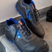 کفش ایمنی سایز ۴۳