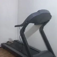 یک دستگاه تردمیل|تجهیزات ورزشی|گرمدره, |دیوار