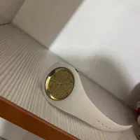 ساعت دخترانه