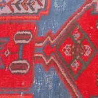 قالی دستباف قدیمی پشمی طرح اصیل سنتی
