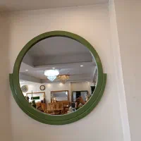 آینه گرد با قاب چوبی در رنگ‌های متنوع