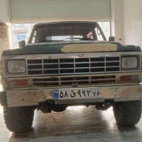 جلو پنجره و چراغ پاترول
