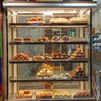 ویترین شیرینی ( نان فانتزی)