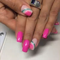 ناخن یلدایی|خدمات آرایشگری و زیبایی|رشت, توشیبا|دیوار