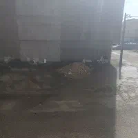 کارگر ساختمانی آشنا به کار