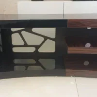 میز تلویزیون شیک وبا نور پردازی ال ای دی دار داخلی