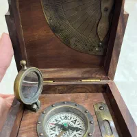 قطب نما قدیمی لندن|کلکسیون اشیاء عتیقه|شهریار, شهریار|دیوار