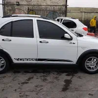 کوئیکR سفید مشکی ۱۴۰۰