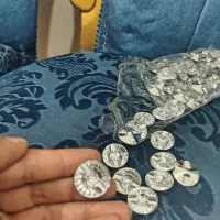 دگمه کریستال پرده یا مبل یا لباس