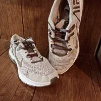 تعدادی کتونی اورجینال|کیف، کفش، کمربند|کرج, شهرک صدف|دیوار