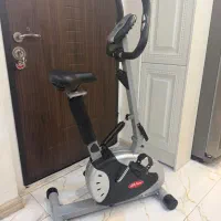 دوچرخه ثابت ورزشی