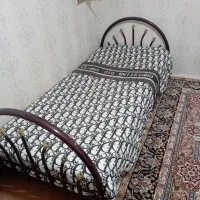 تخت فلزی، تک نفره