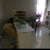 میز کاشت ناخن و تخت فشیال کاشت مژه