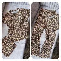 ست‌تی شرت‌شلوار