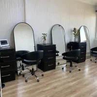 همکاری سالن زیبایی