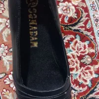 کفش  راحتی|کیف، کفش، کمربند|اقبالیه, |دیوار