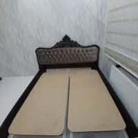 تخت خواب دونفره با دلاور و آینه