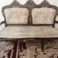 مبل نیم سلطنتی