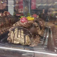 یخچال شیرینی. و  کولر