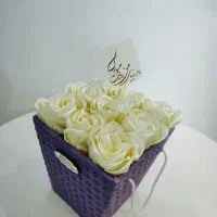 صندوقچه بله برون باکس گل نوزادی باکس ولنتاین|گل مصنوعی|قم, نوبهار|دیوار