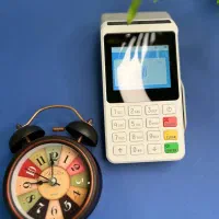 تحویل کارتخوان سیار ایرانی برای کسـبه و بـازاریان