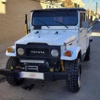 تویوتا وانت دو اف