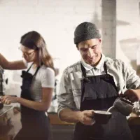 اخذ مدرک فنی حرفه ای و بین المللی باریستا