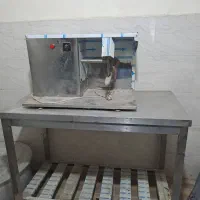 دستگاه مرغ خورد کن با میز استیل|خردکن، آسیاب، غذاساز|رشت, پارک شهر|دیوار