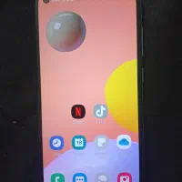 گوشی سامسونگ a11 32g در حد نو و 4g