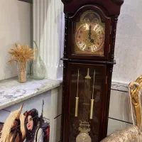 ساعت و بوفه