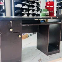 میز کامپیوتر و پیشخوان