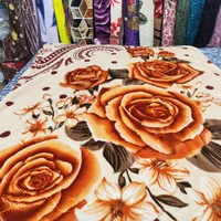 پتوی یک نفر ه 700 دو نفره 980|رختخواب، بالش، پتو|اصفهان, شهشهان|دیوار