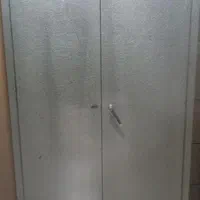 فروش تعدادی کمد وفایل ودراور ومیز وصندلی