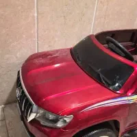 ماشین شارژری ،قرمز رنگ|اسباب‌بازی بچه|تهران, فاطمی|دیوار