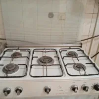 کابینت فلزی با هود و اجاق گاز و سینک