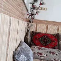 گل وگلدان  چون جا ندارم صد تومان