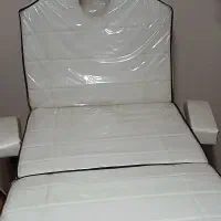 تخت فشیال