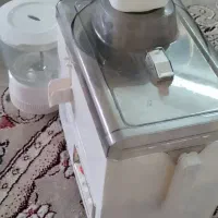 آبمیوه گیر