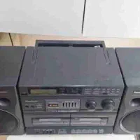 یک دستگاه ضبط پاناسونیک اصل  تا حد نو