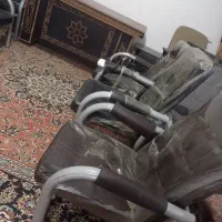 فروش تعدادی صندلی و میز