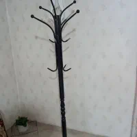 چوب لباسی ایستاده