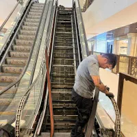 تعمیرات،سرویس،فروش وخدمات پس ازفروش انواع پله برقی