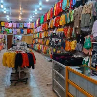 یک باب مغازه فعال به همراه اجناس لباس بچه گانه|کفش و لباس بچه|خمینی‌شهر, |دیوار