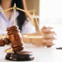 خدمات تخصصی وکالت و تنظیم لوایح