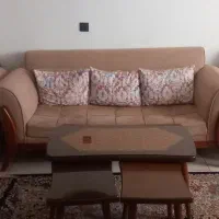 مبل راحتی ۷ نفره همراه با عسلی