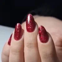 کاشت ناخن ماهور